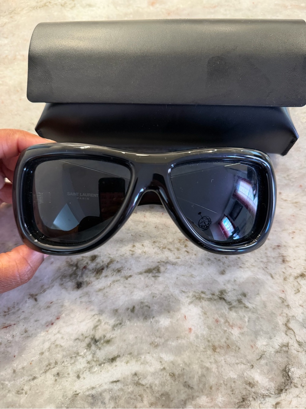 Saint Laurent Howl oversized sunglasses - Picture 3 of 7